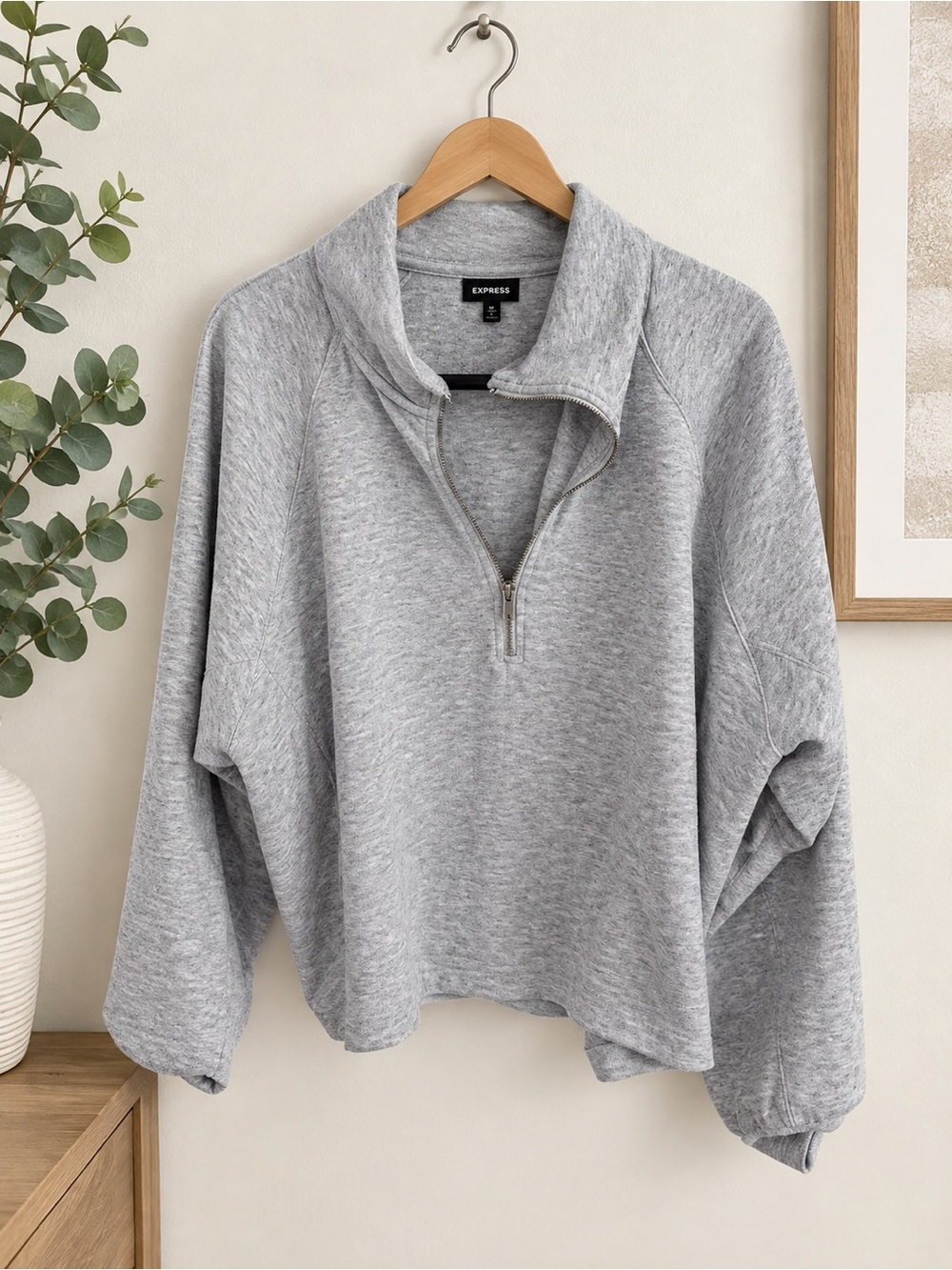 Express Light Gray Quarter‑Zip Turtleneck Pullover Sweater